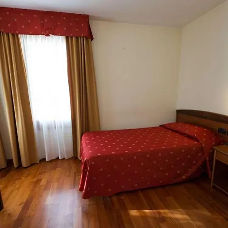 Dall Ongaro - Di Prat Hotel Ghirano